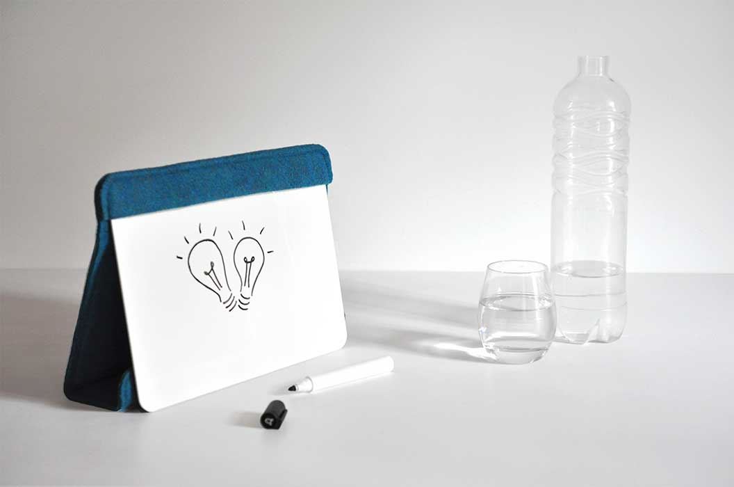 Portable whiteboard notebook to take with you anywhere StudioVIX-for-on-your-lap